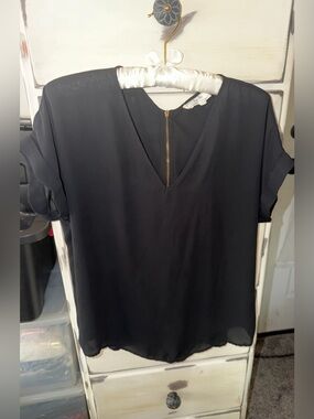 Black Hippie Rose Short Sleeve Blouse